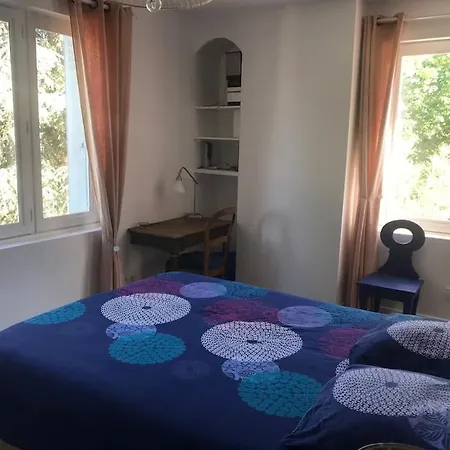 Les Terrasses Dans La Nature Avec Piscine A 2 Pas De Lyon, Dom wakacyjny